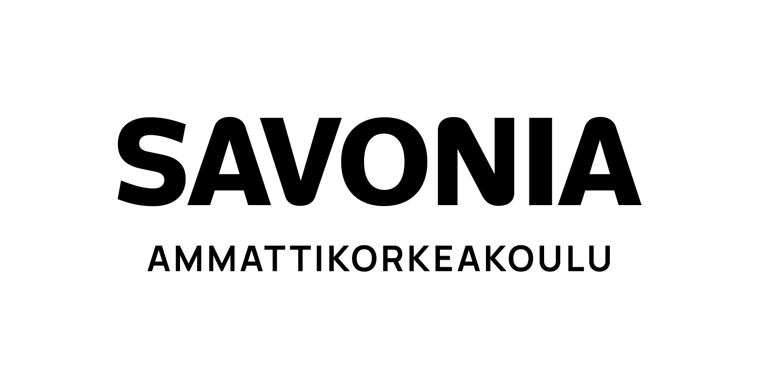 Valkoisella taustalla oleva musta tekstilogo, jossa lukee SAVONIA lihavoiduilla isoilla kirjaimilla ja sen yläpuolella AMMATTIKORKEAKOULU pienemmillä isoilla kirjaimilla.